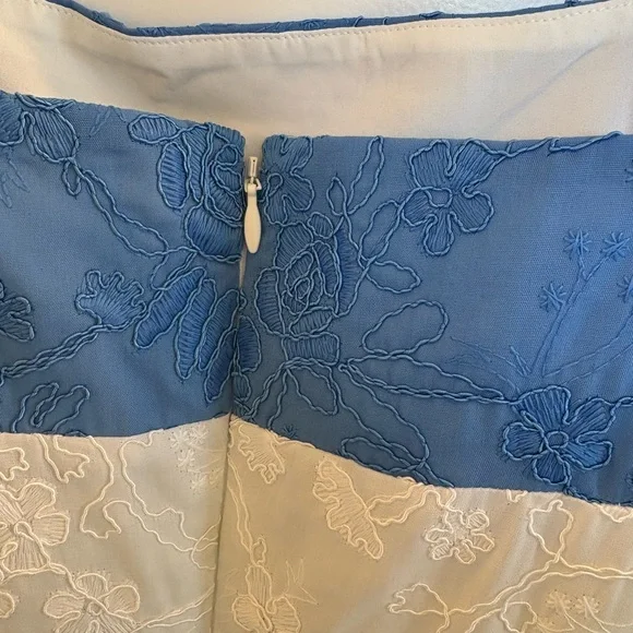 Gianni Bini Blue and White Colorblock Maxi Dress NWT Size 12 - Picture 7 of 10